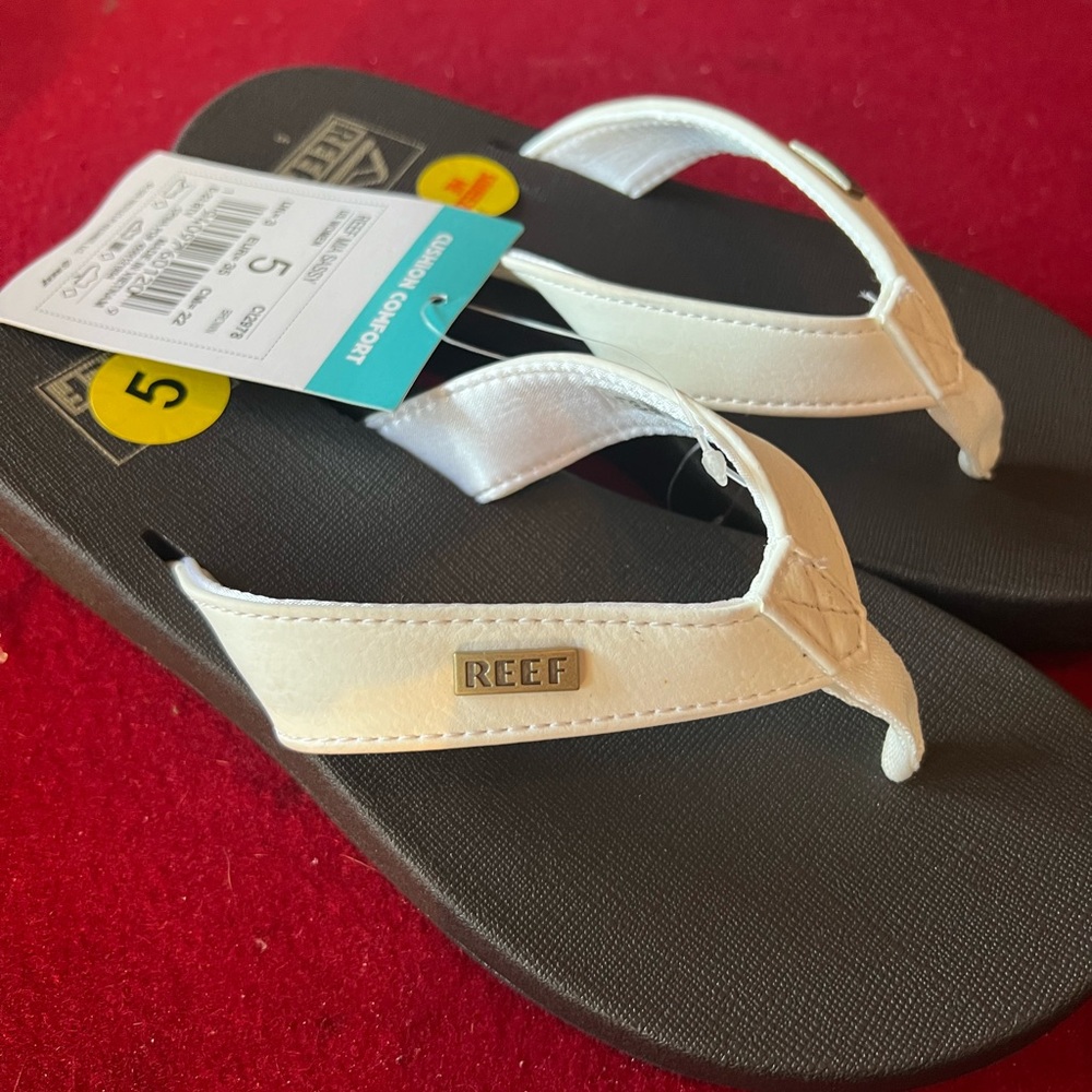 Reef Sandals size 5